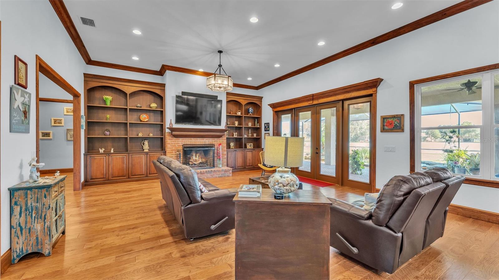 Image 7 of 73 For 3420 Trapnell Road