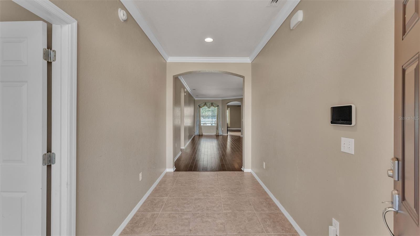 Image 15 of 59 For 2932 Blackwater Creek Dr