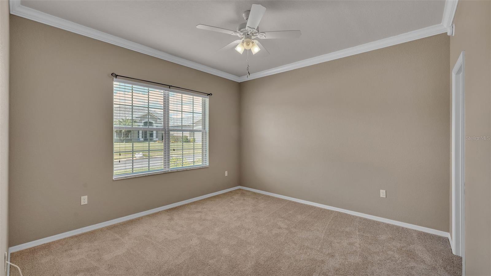 Image 17 of 59 For 2932 Blackwater Creek Dr