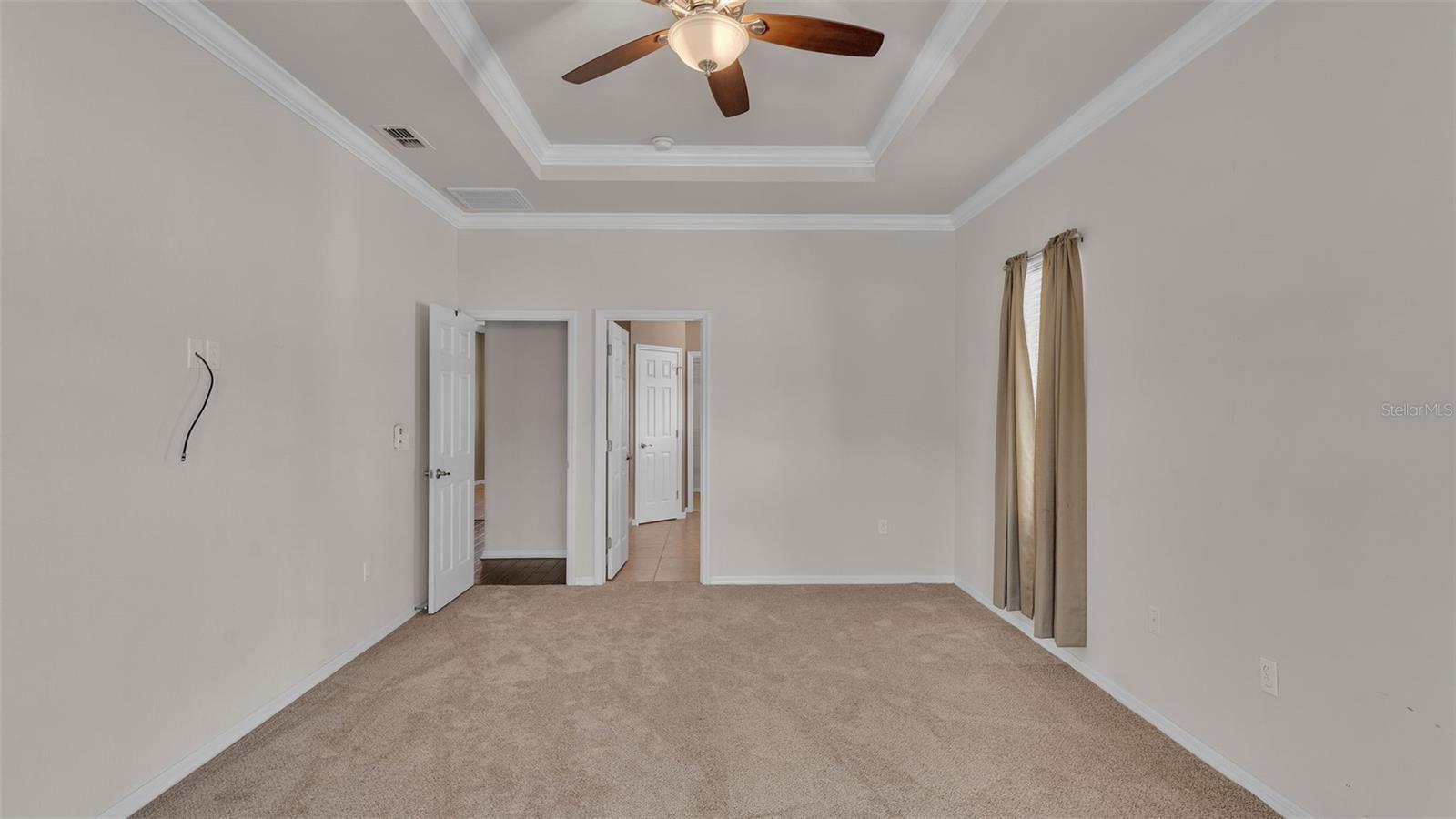 Image 26 of 59 For 2932 Blackwater Creek Dr