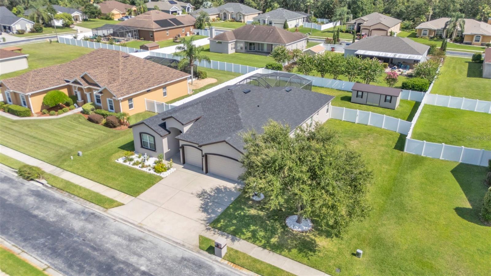 Image 3 of 59 For 2932 Blackwater Creek Dr