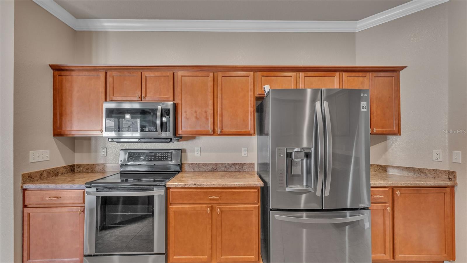 Image 39 of 59 For 2932 Blackwater Creek Dr