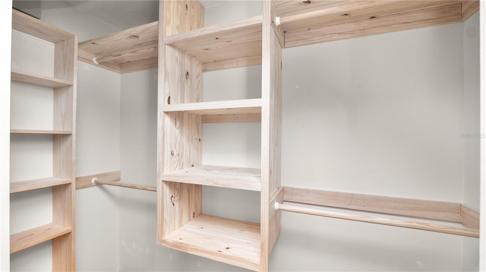 Image 25 of 61 For 6504 Hereford Drive