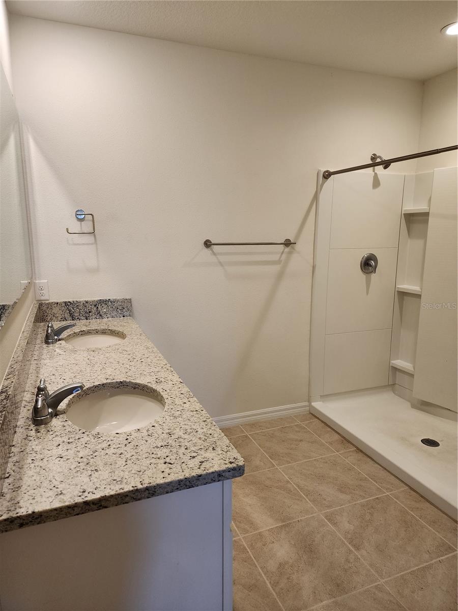 Image 12 of 20 For 2795 Grandbury Grove Road