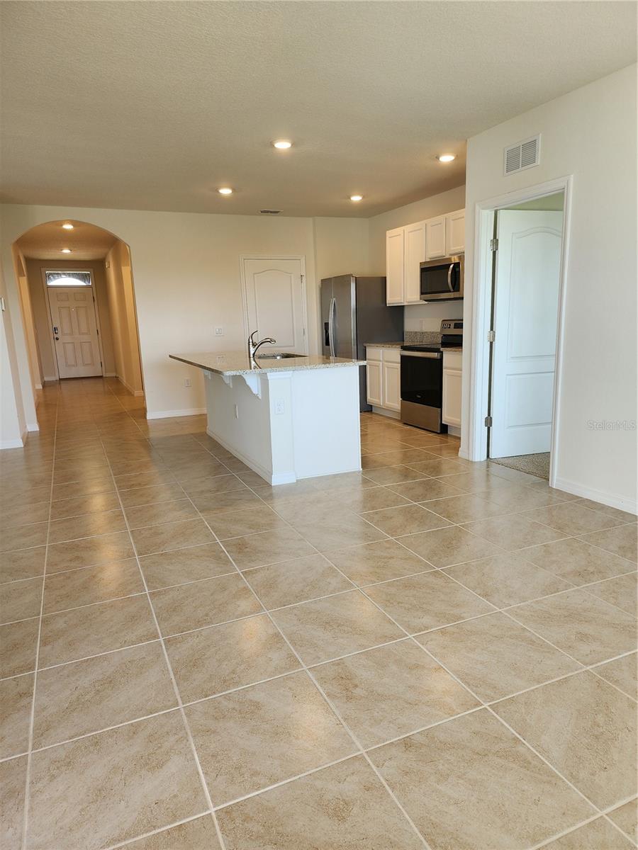 Image 4 of 20 For 2795 Grandbury Grove Road