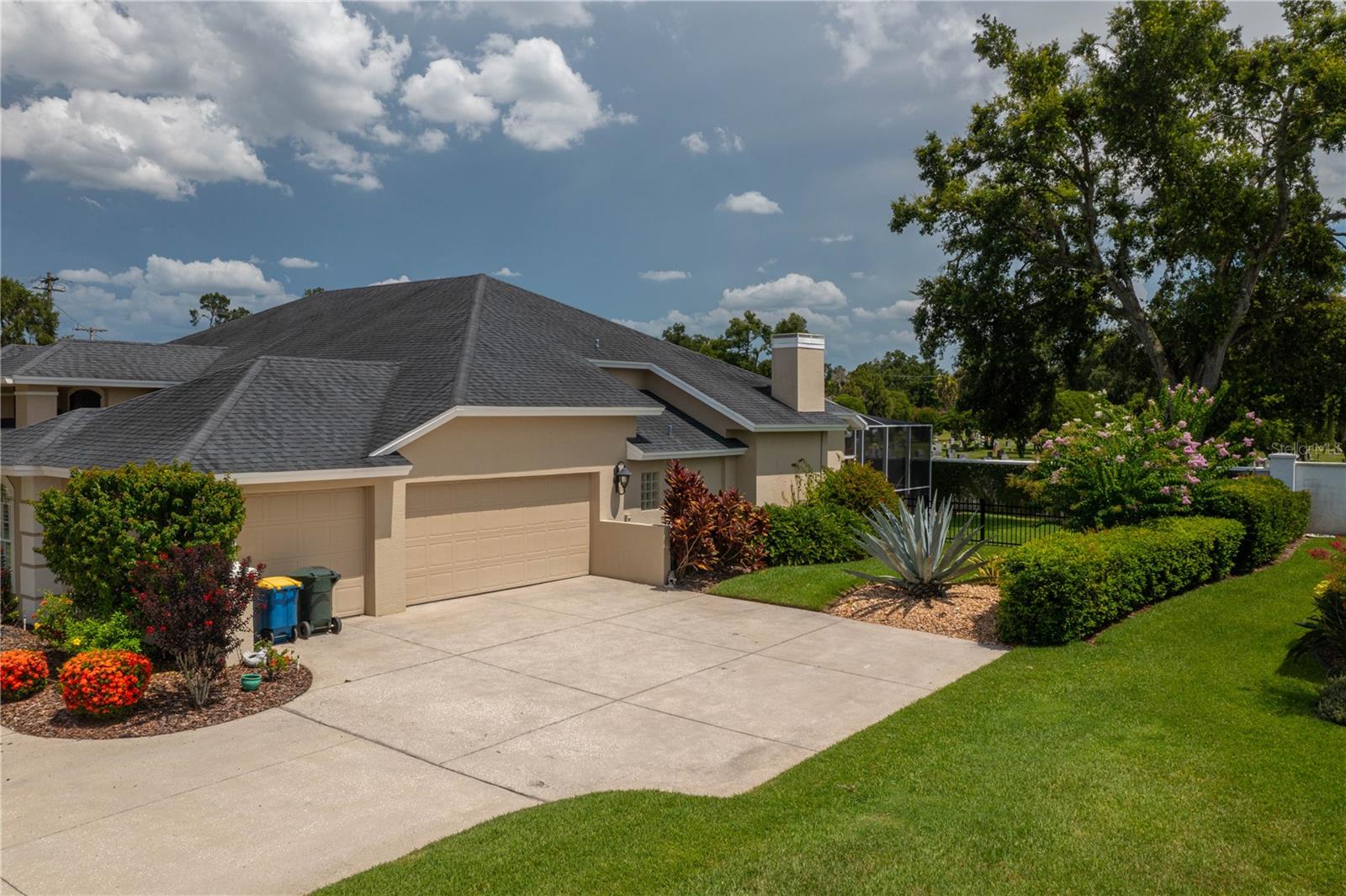 Image 5 of 53 For 825 Square Lake Drive
