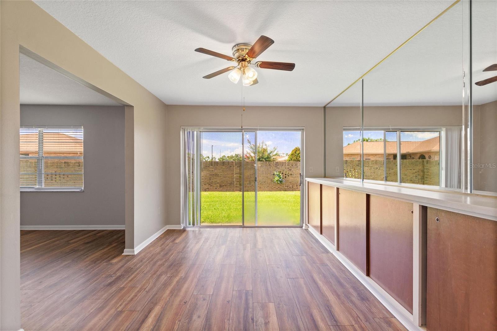 Image 8 of 21 For 486 Cameo Drive