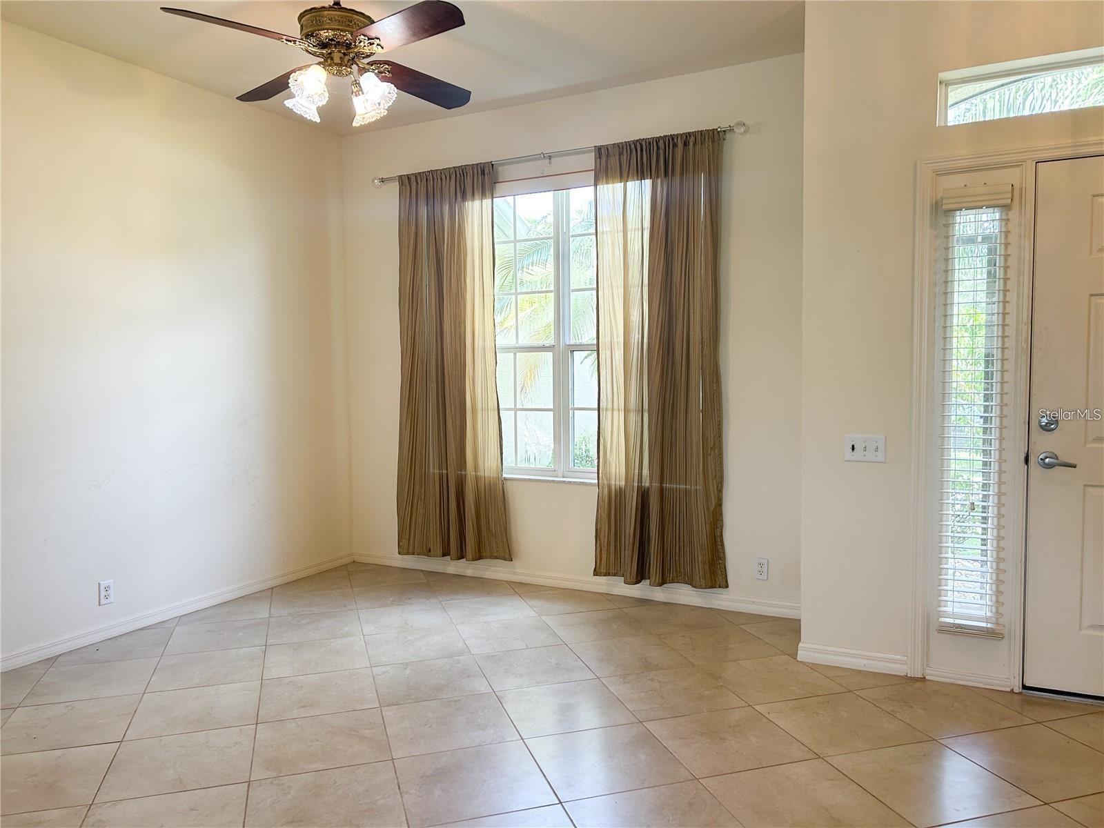 Image 10 of 32 For 3999 Whistlewood Circle