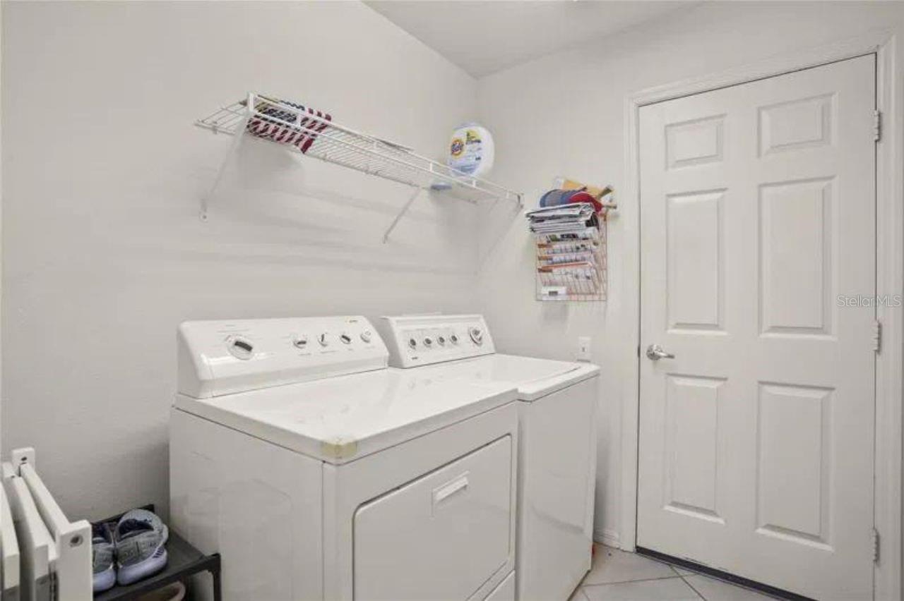 Image 22 of 32 For 3999 Whistlewood Circle