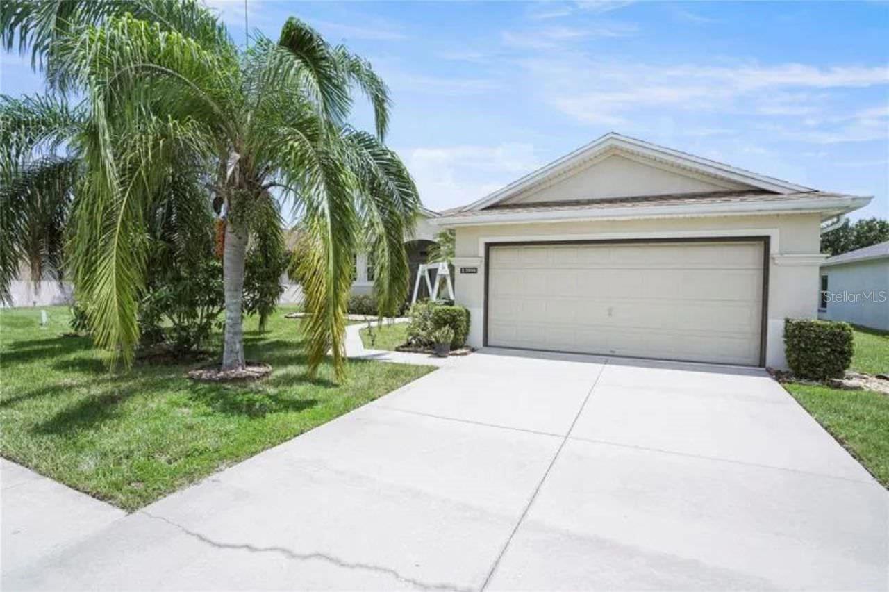 Image 3 of 32 For 3999 Whistlewood Circle