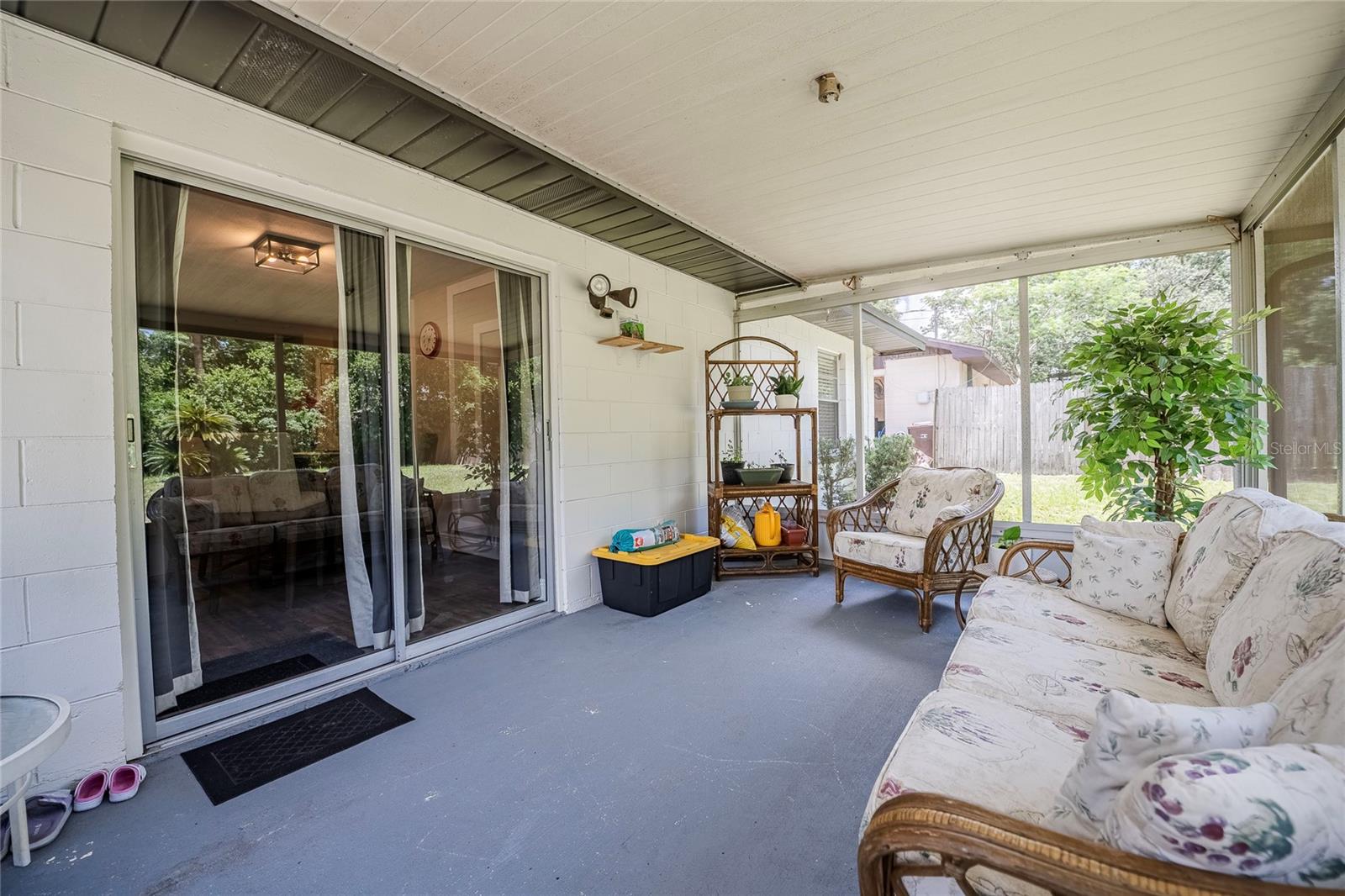 Image 21 of 26 For 7 Grove Avenue