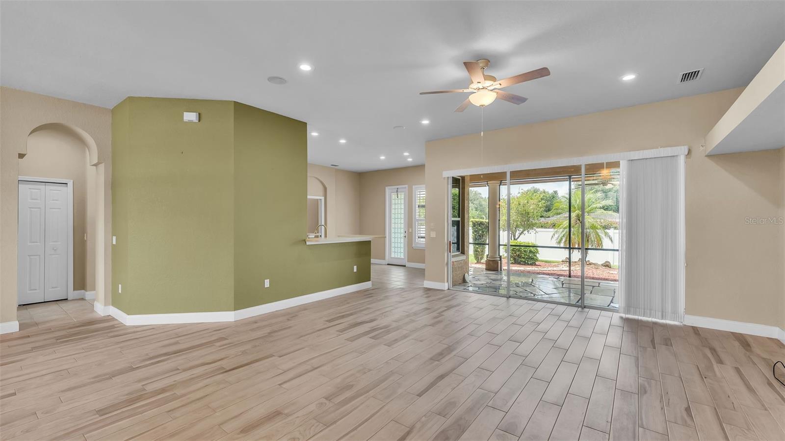 Image 18 of 53 For 5564 Pebble Beach Drive