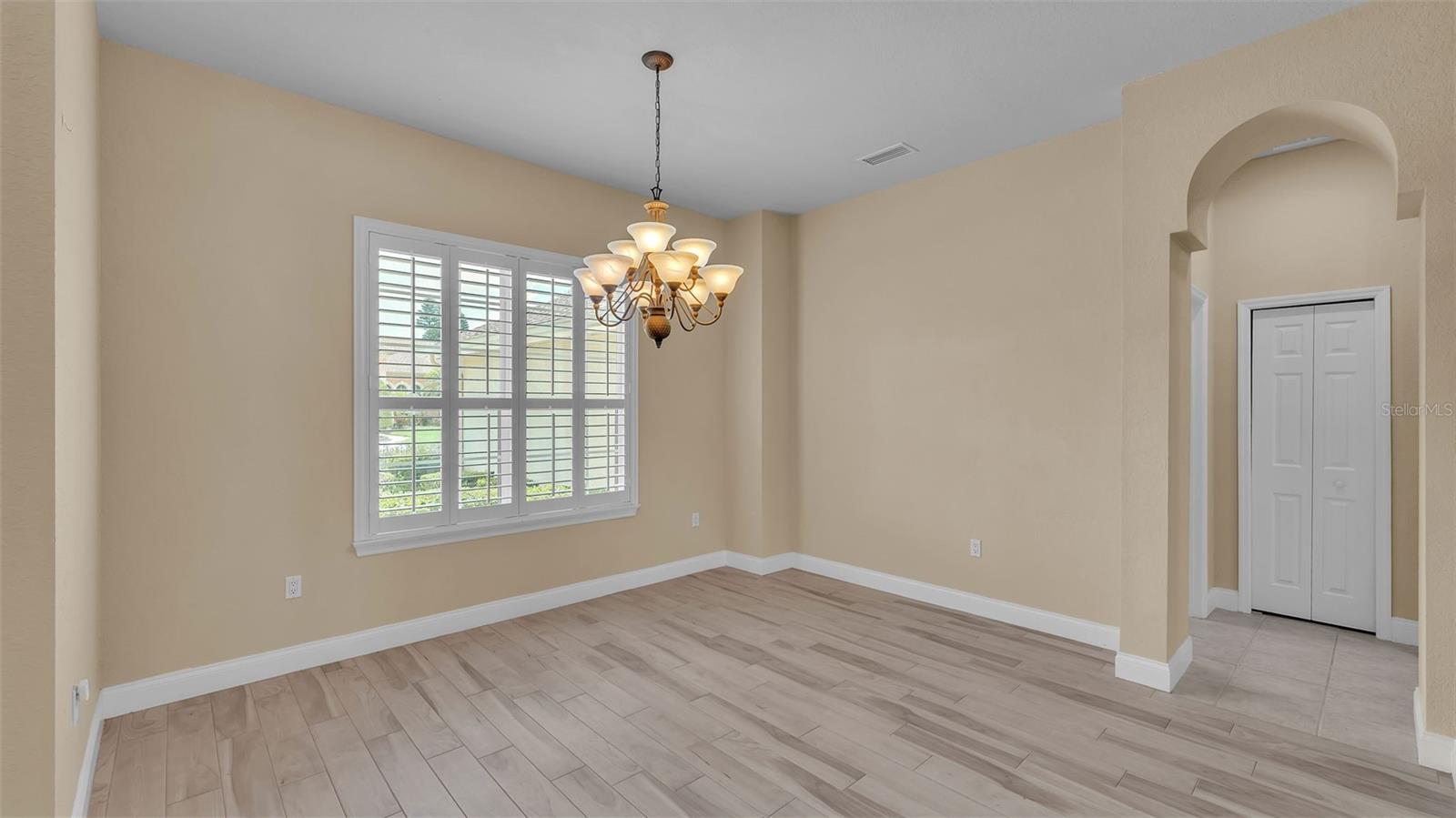 Image 23 of 53 For 5564 Pebble Beach Drive