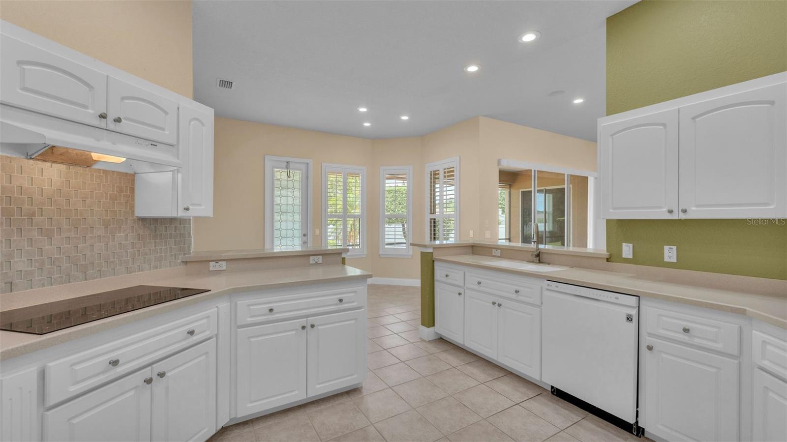 Image 33 of 53 For 5564 Pebble Beach Drive