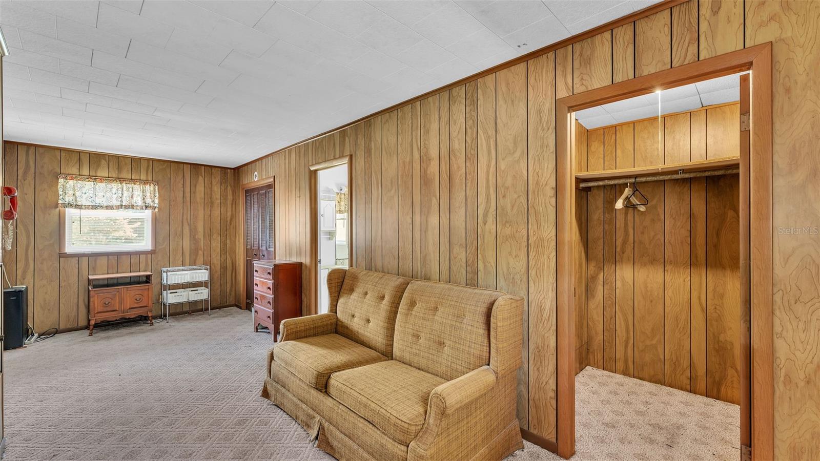 Image 31 of 55 For 730 Carver Street