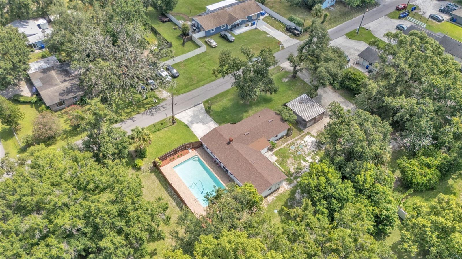 Image 9 of 55 For 730 Carver Street