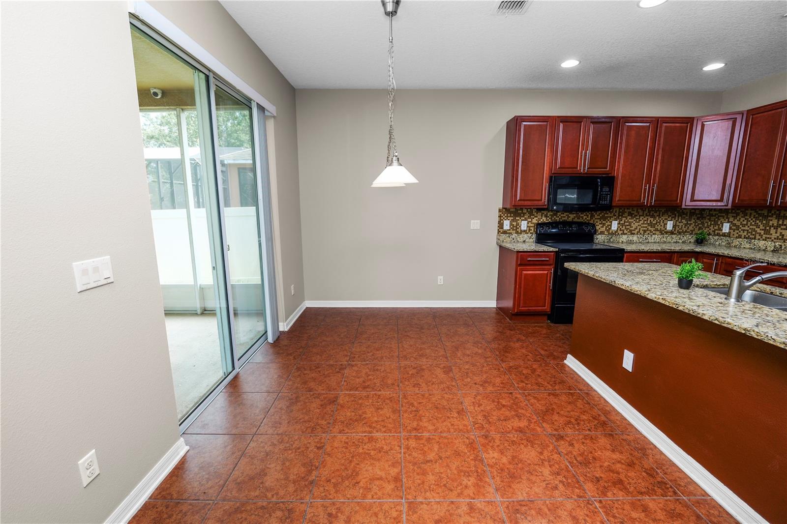 Image 11 of 38 For 613 Stonehaven Drive
