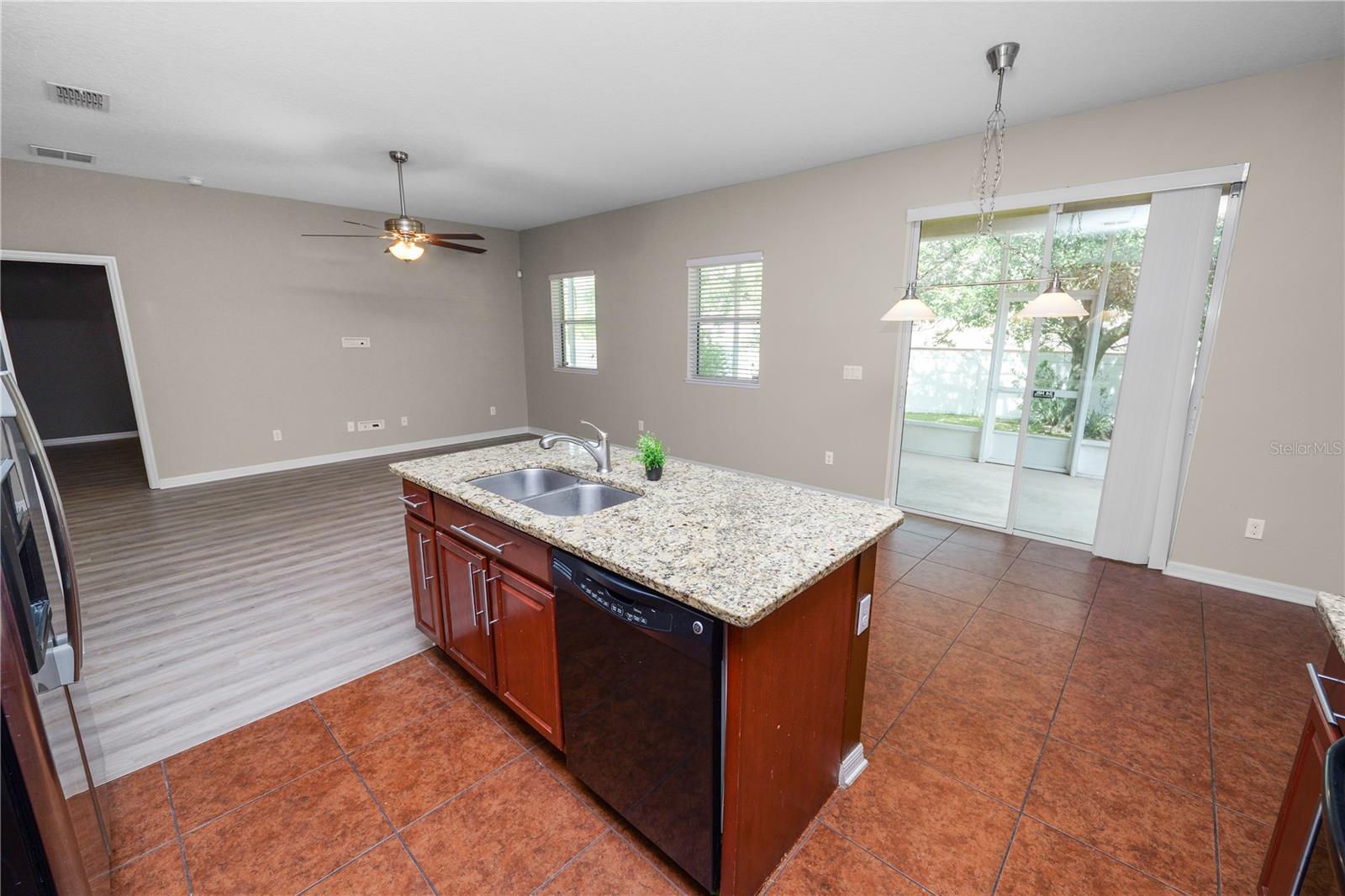Image 15 of 38 For 613 Stonehaven Drive