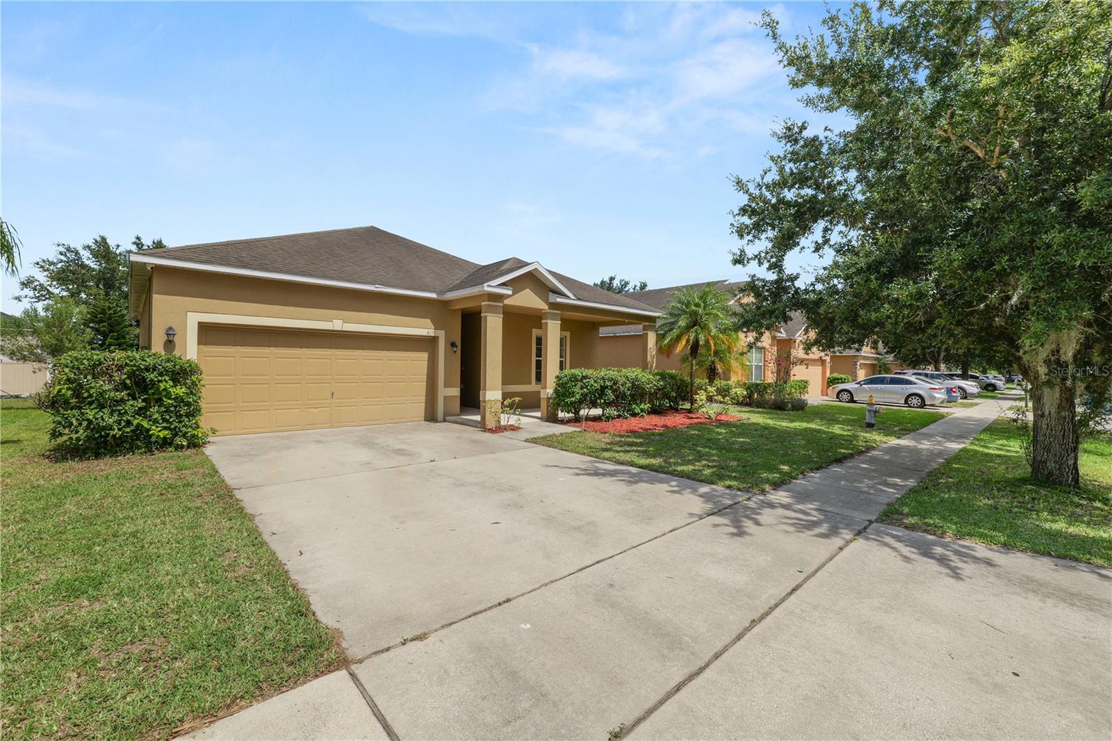Image 2 of 38 For 613 Stonehaven Drive