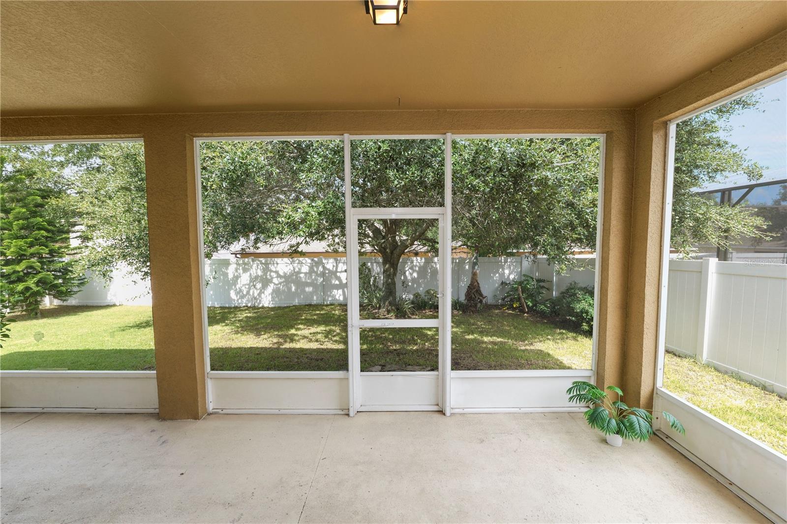 Image 30 of 38 For 613 Stonehaven Drive