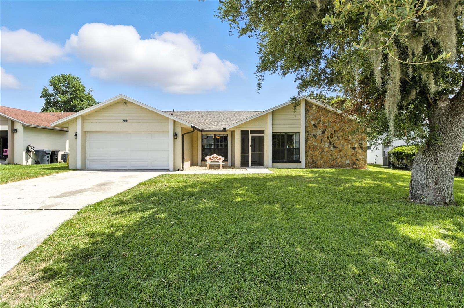 Details for 709 Sagewood Drive, LAKELAND, FL 33813