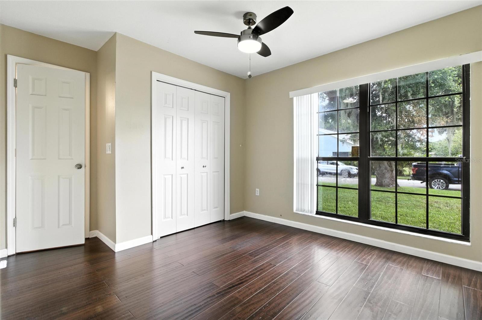 Image 21 of 48 For 709 Sagewood Drive