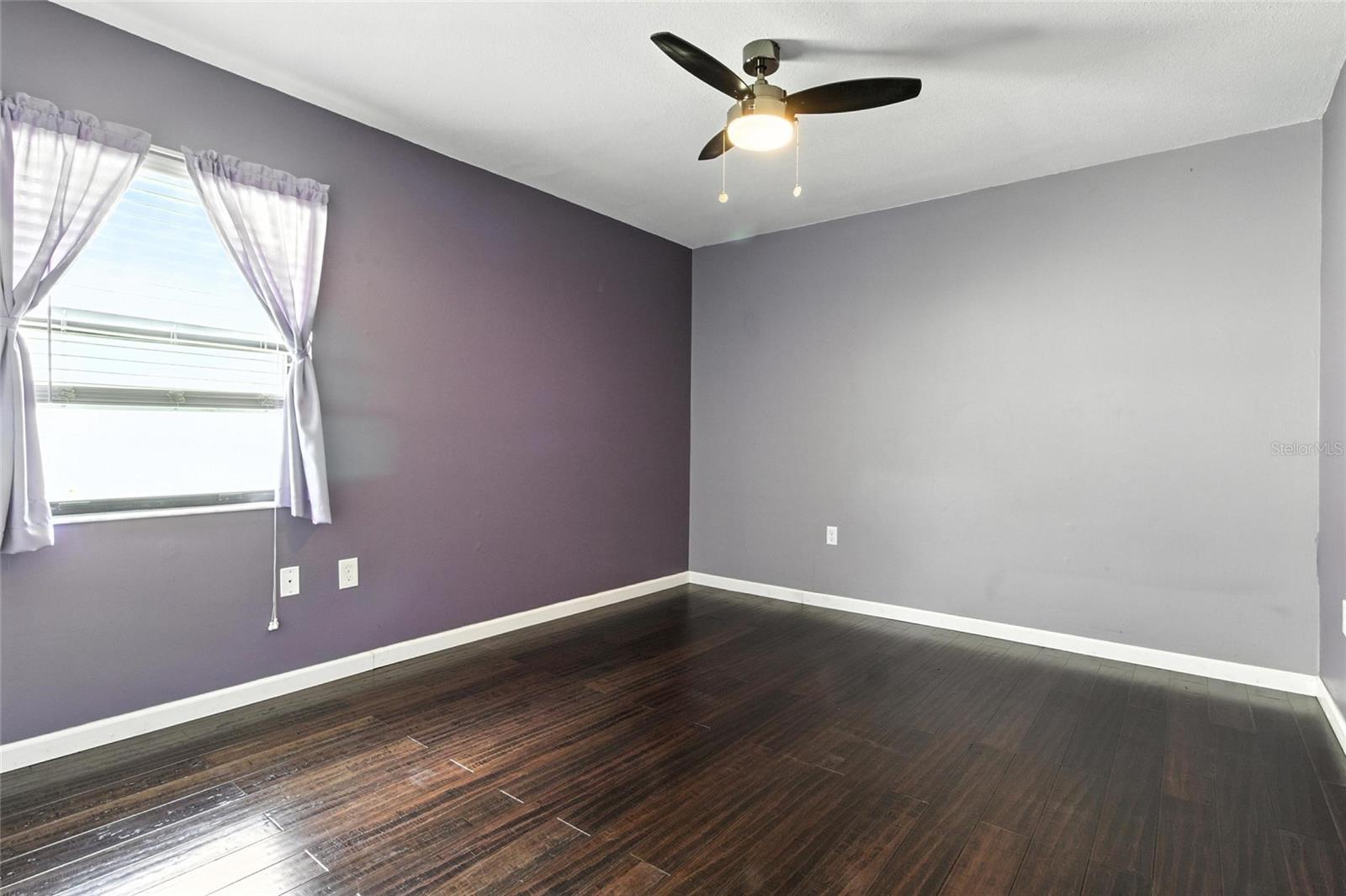 Image 30 of 48 For 709 Sagewood Drive