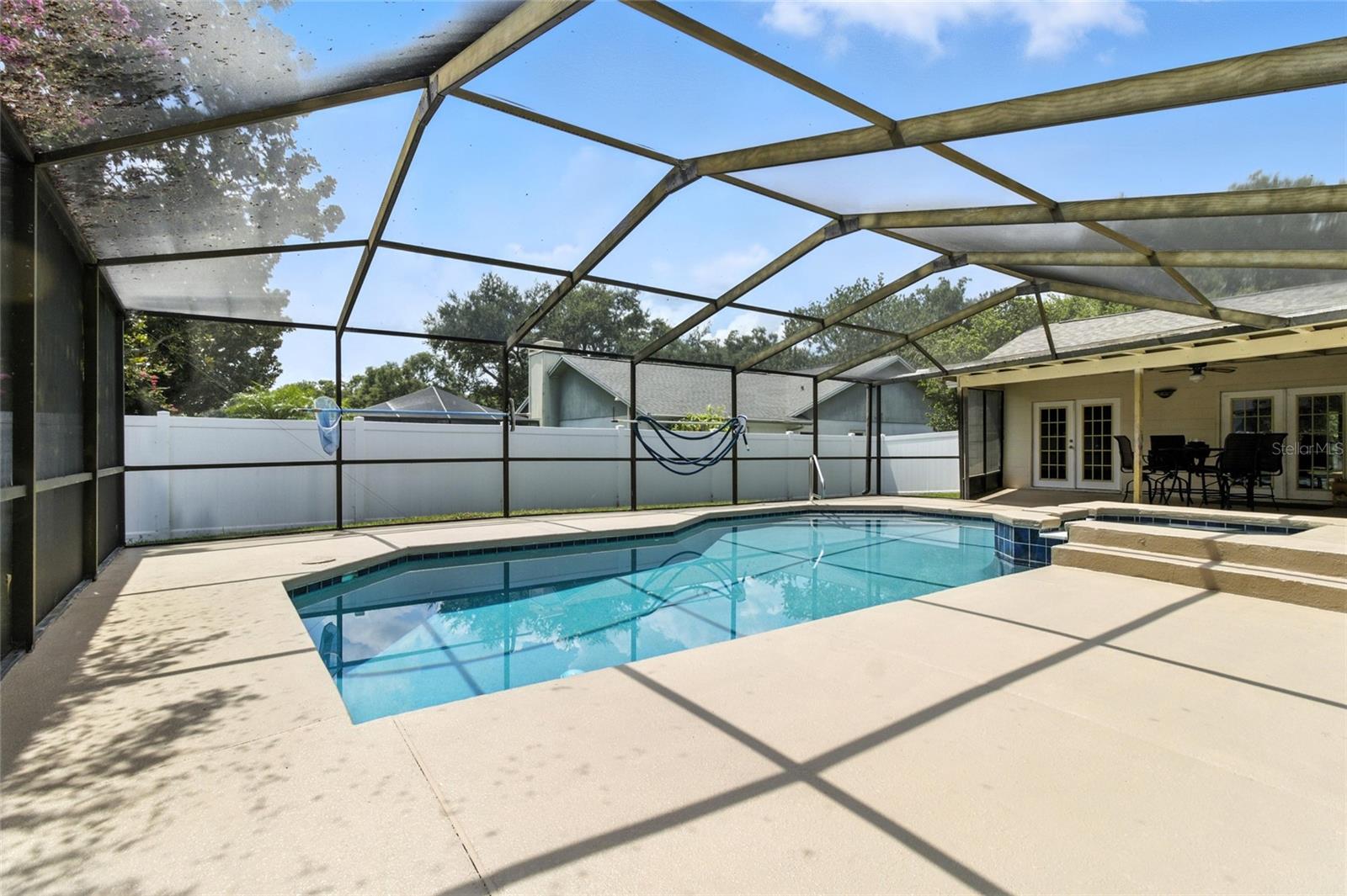 Image 38 of 48 For 709 Sagewood Drive