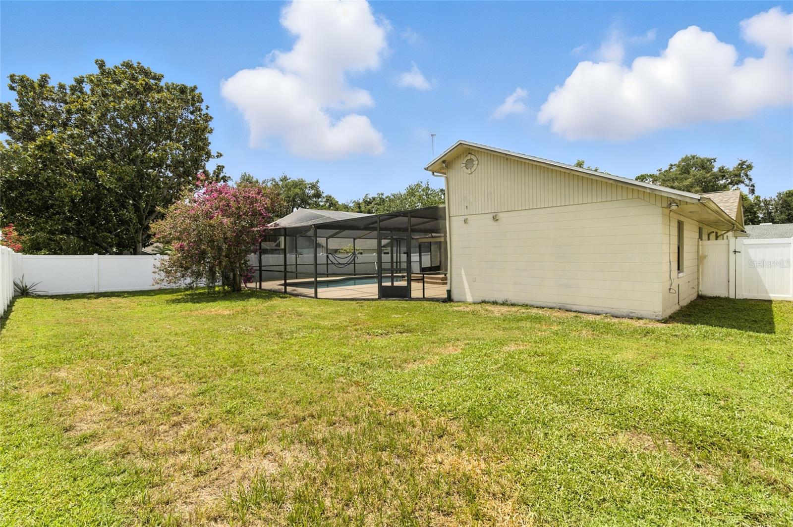 Image 40 of 48 For 709 Sagewood Drive