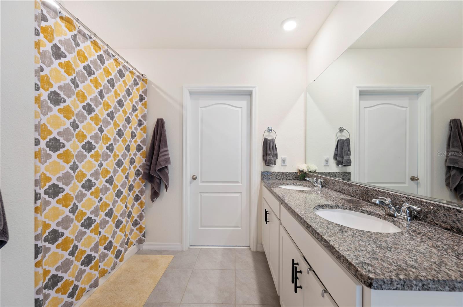 Image 33 of 52 For 5616 Siltstone Street