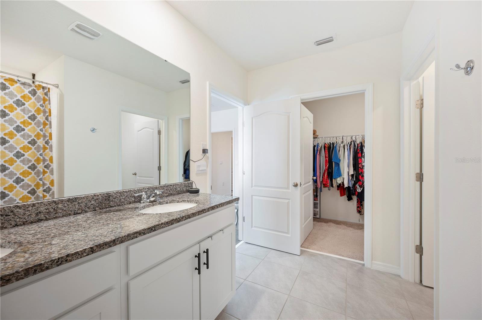 Image 34 of 52 For 5616 Siltstone Street