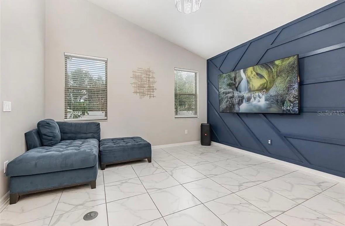 Image 12 of 26 For 1380 Clear Brook Place
