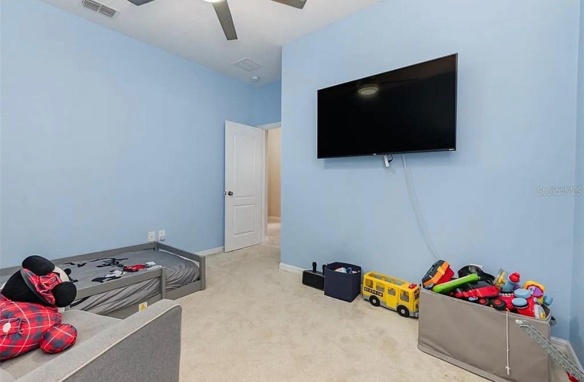 Image 22 of 26 For 1380 Clear Brook Place
