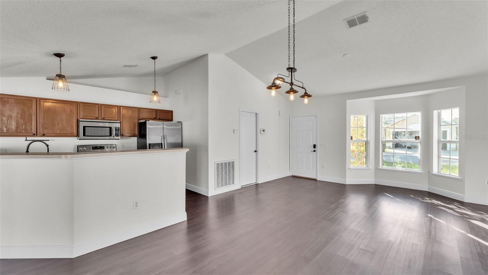 Image 11 of 42 For 3917 Warbler Drive