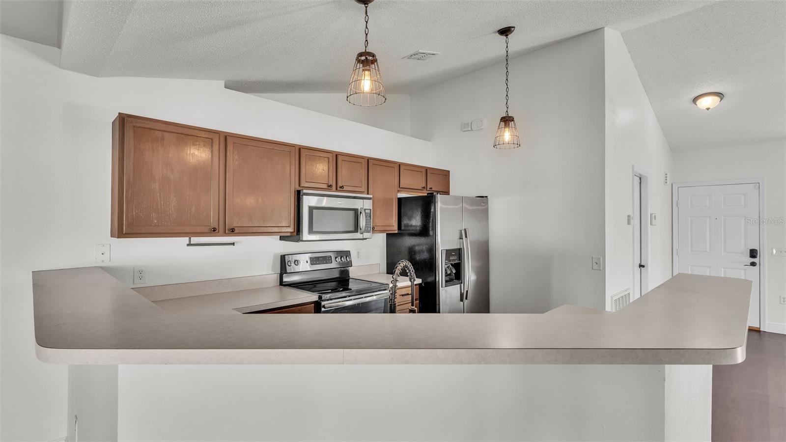 Image 12 of 42 For 3917 Warbler Drive