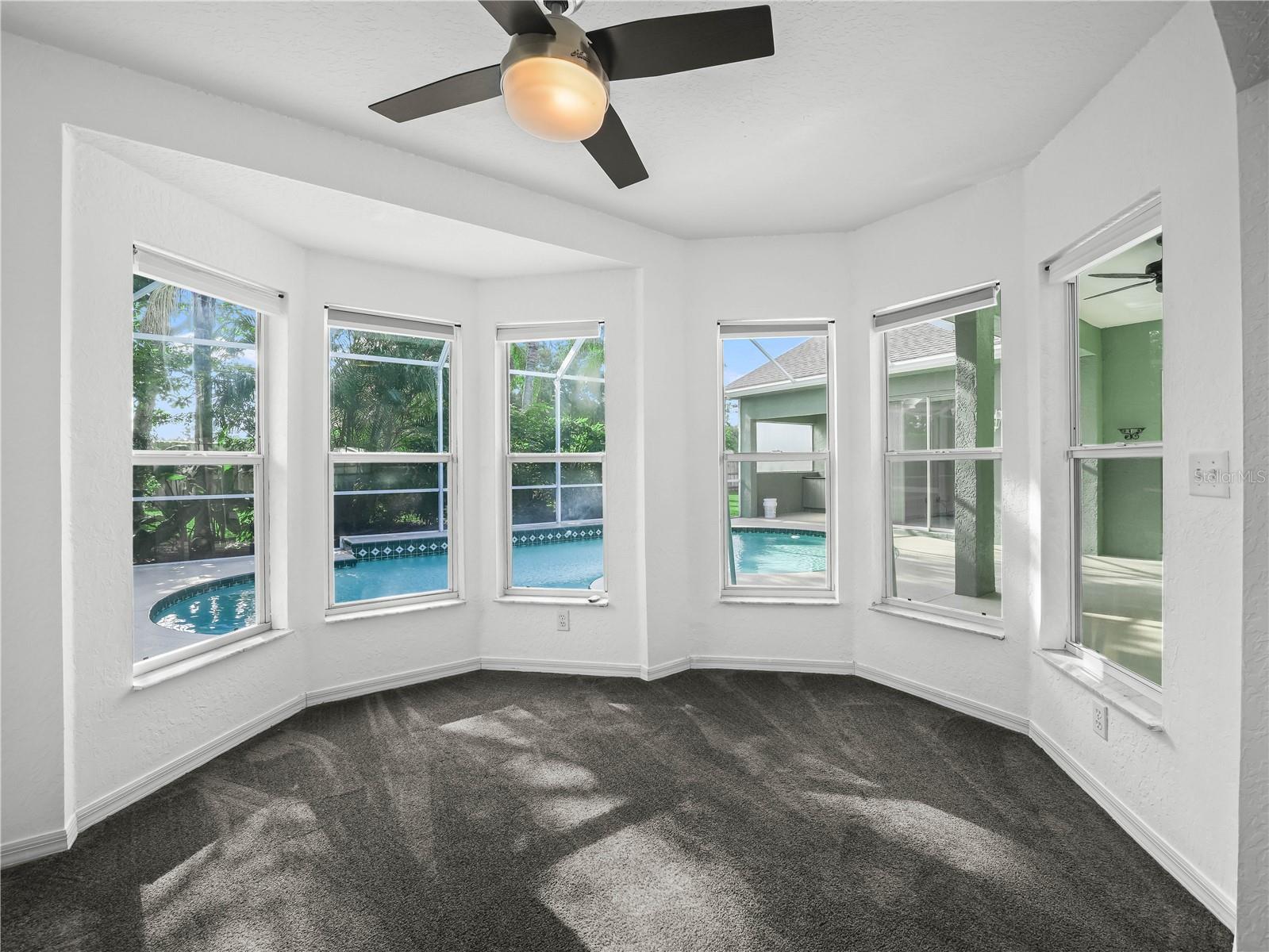 Listing photo id 17 for 3504 Kilmer Drive