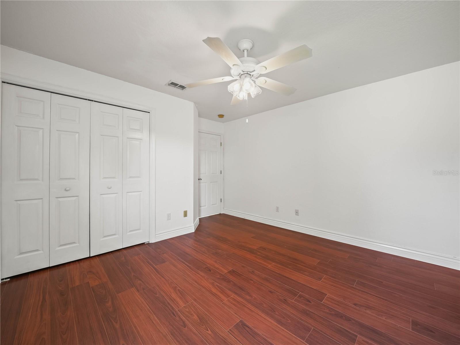 Listing photo id 28 for 3504 Kilmer Drive