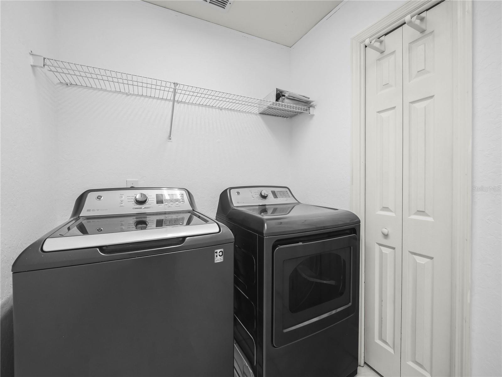 Listing photo id 32 for 3504 Kilmer Drive