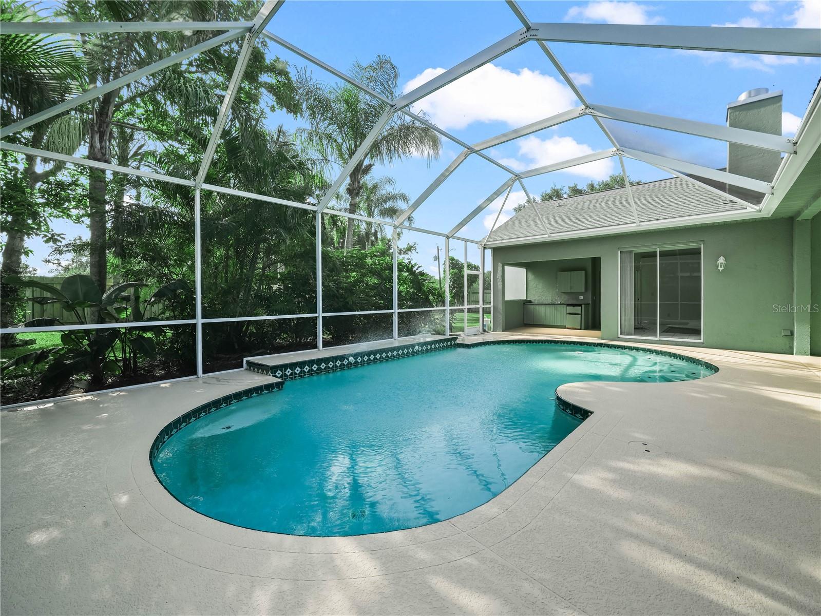 Listing photo id 37 for 3504 Kilmer Drive