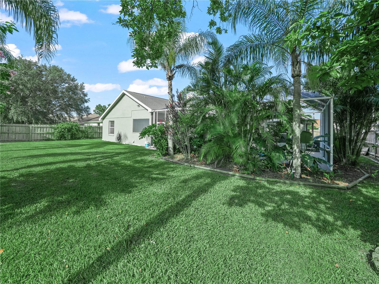 Listing photo id 40 for 3504 Kilmer Drive