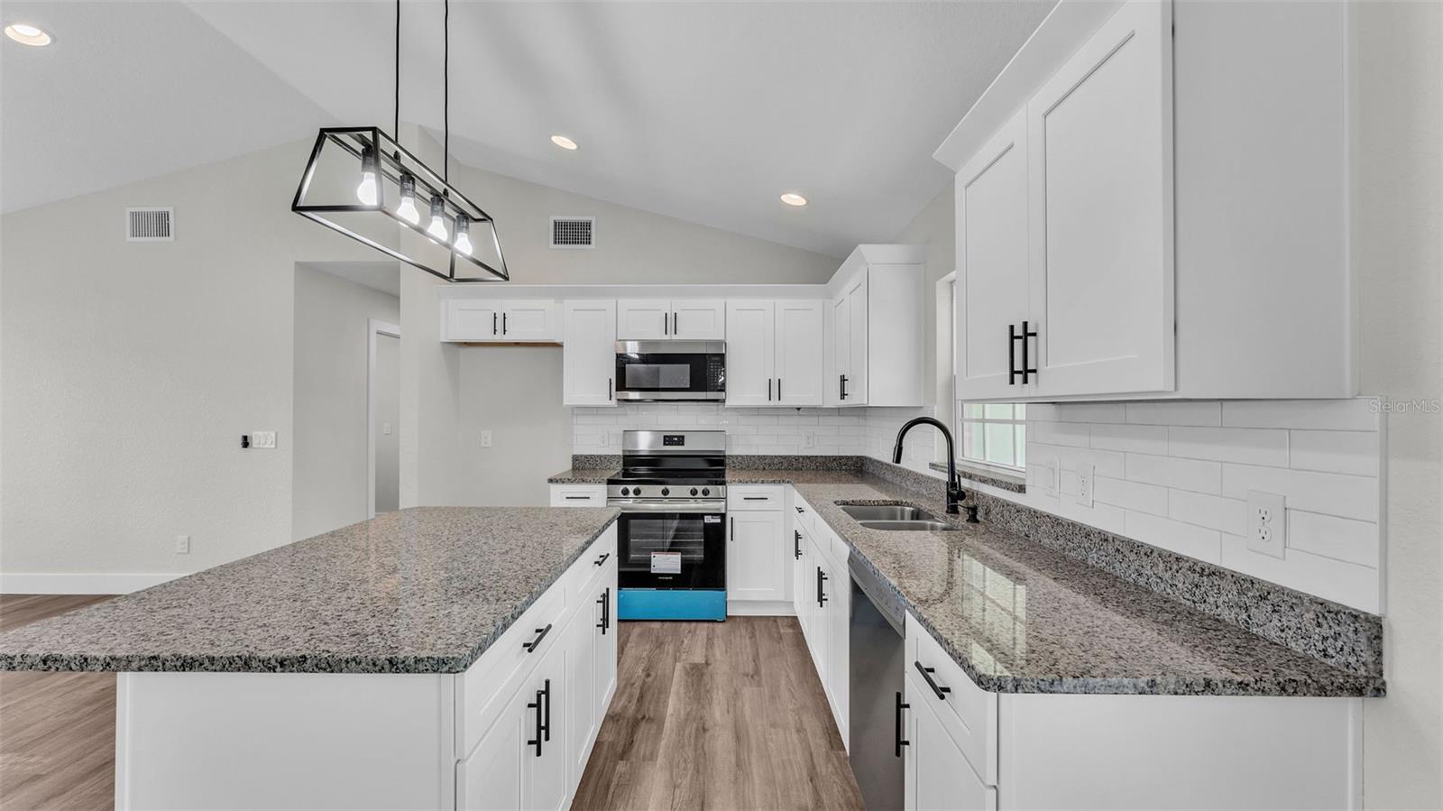 Image 11 of 44 For 4700 Cortez Boulevard