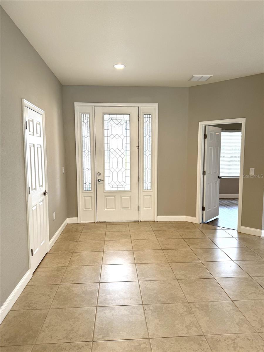 Image 3 of 63 For 5829 Valentino Way