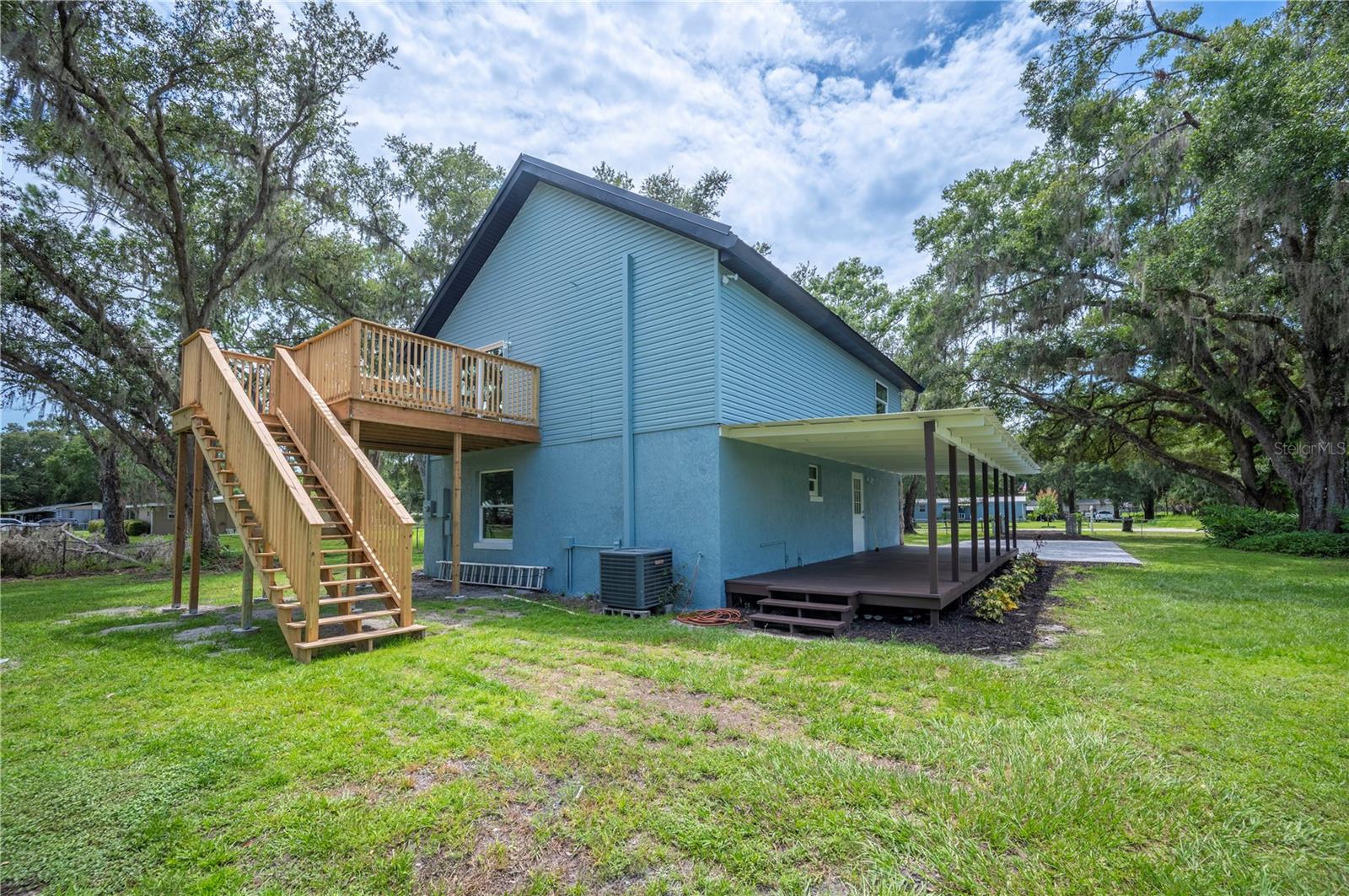Image 35 of 41 For 4215 Glenoak Drive N
