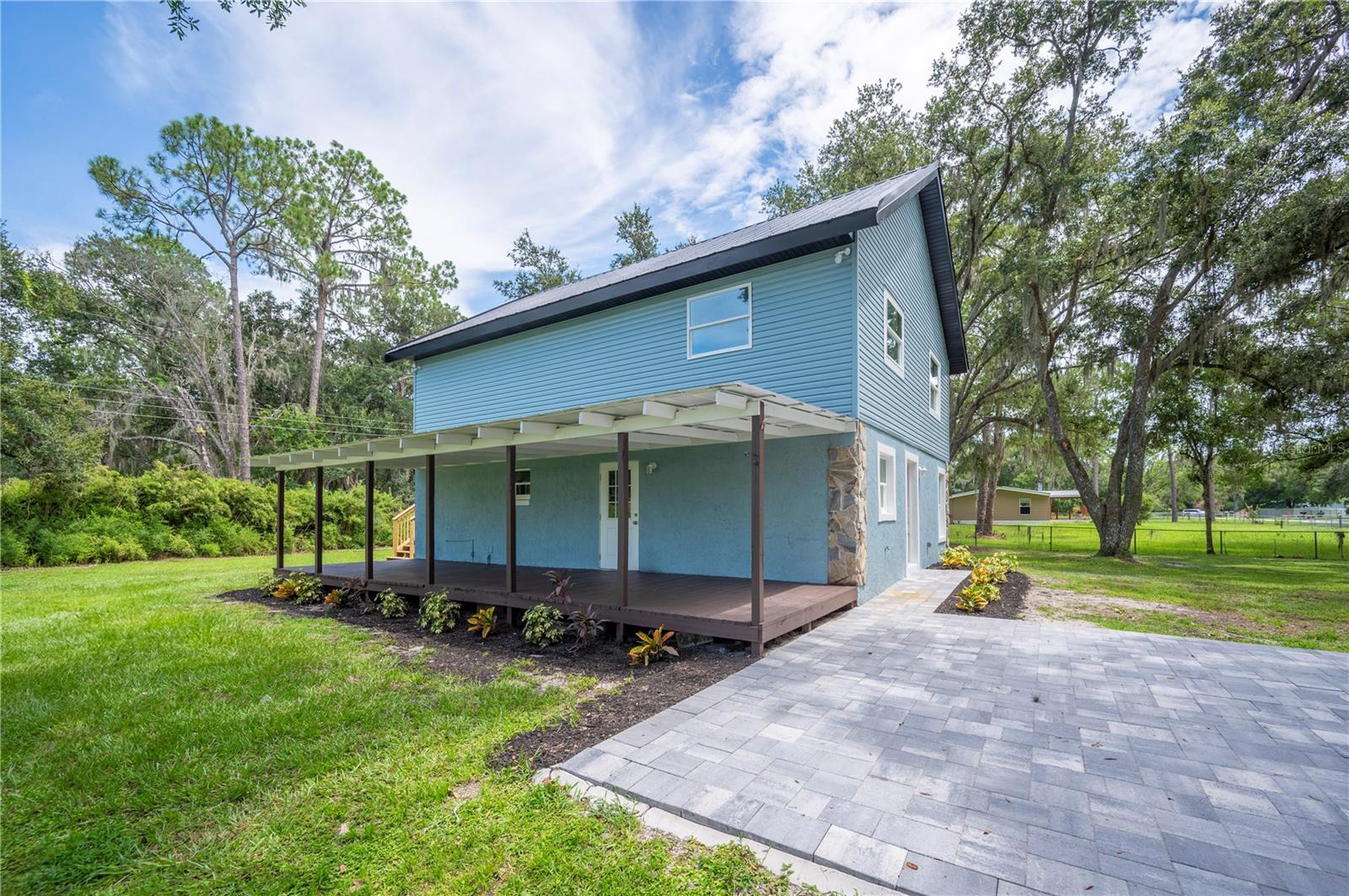Image 37 of 41 For 4215 Glenoak Drive N
