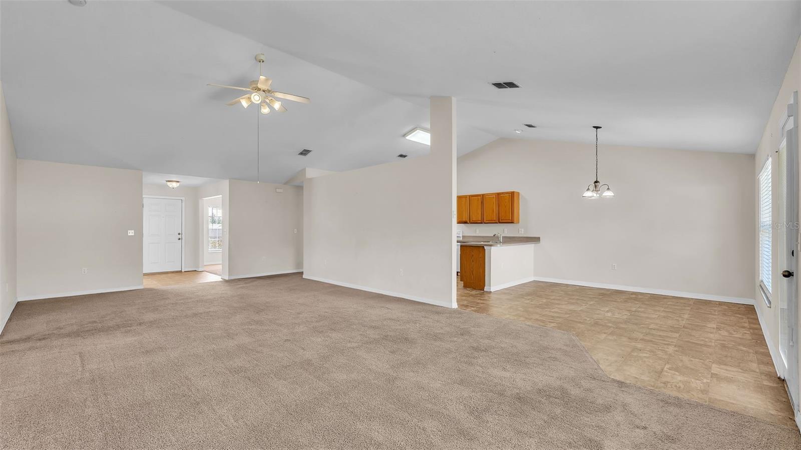 Image 16 of 40 For 6743 Highlands Creek Boulevard