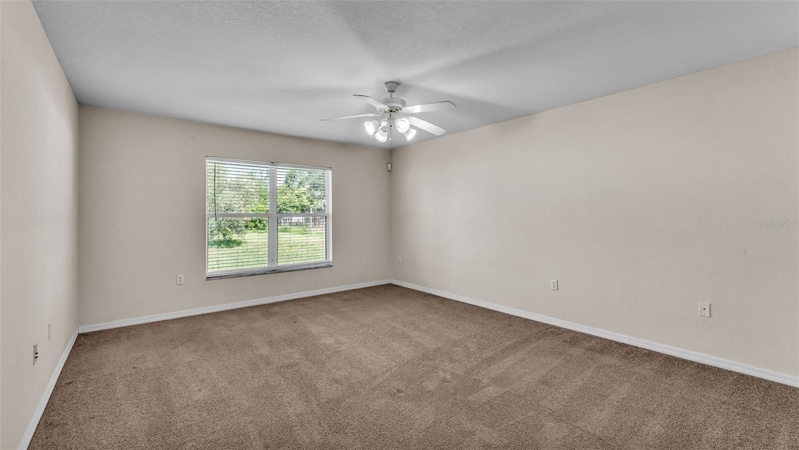 Image 23 of 40 For 6743 Highlands Creek Boulevard