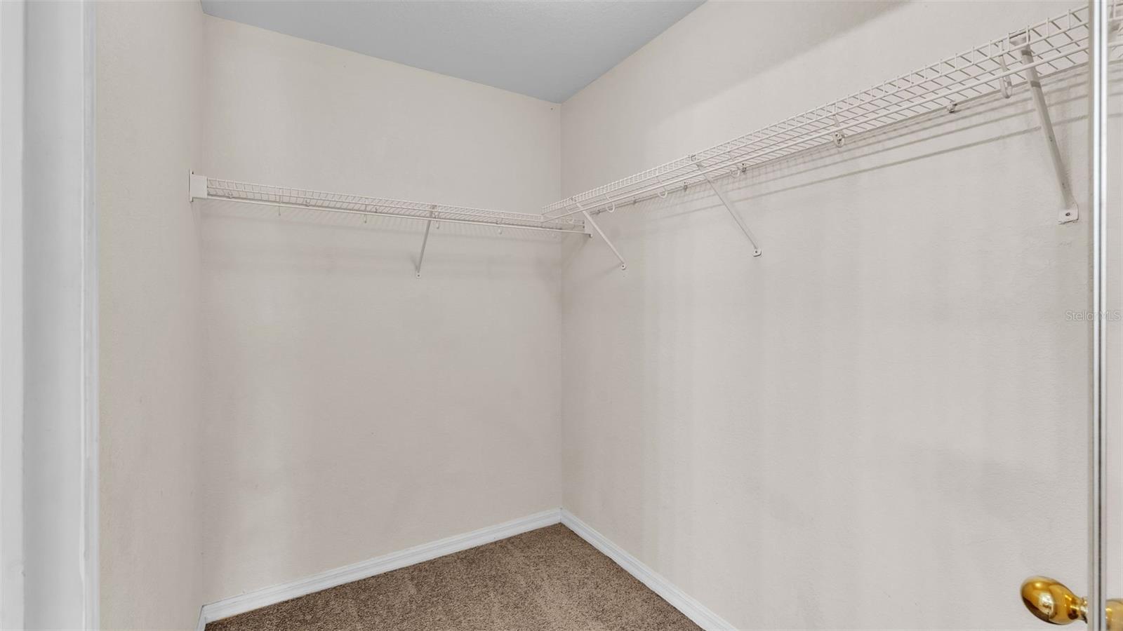 Image 29 of 40 For 6743 Highlands Creek Boulevard
