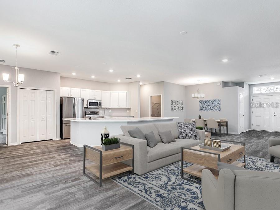 Image 3 of 13 For 7603 108th Street