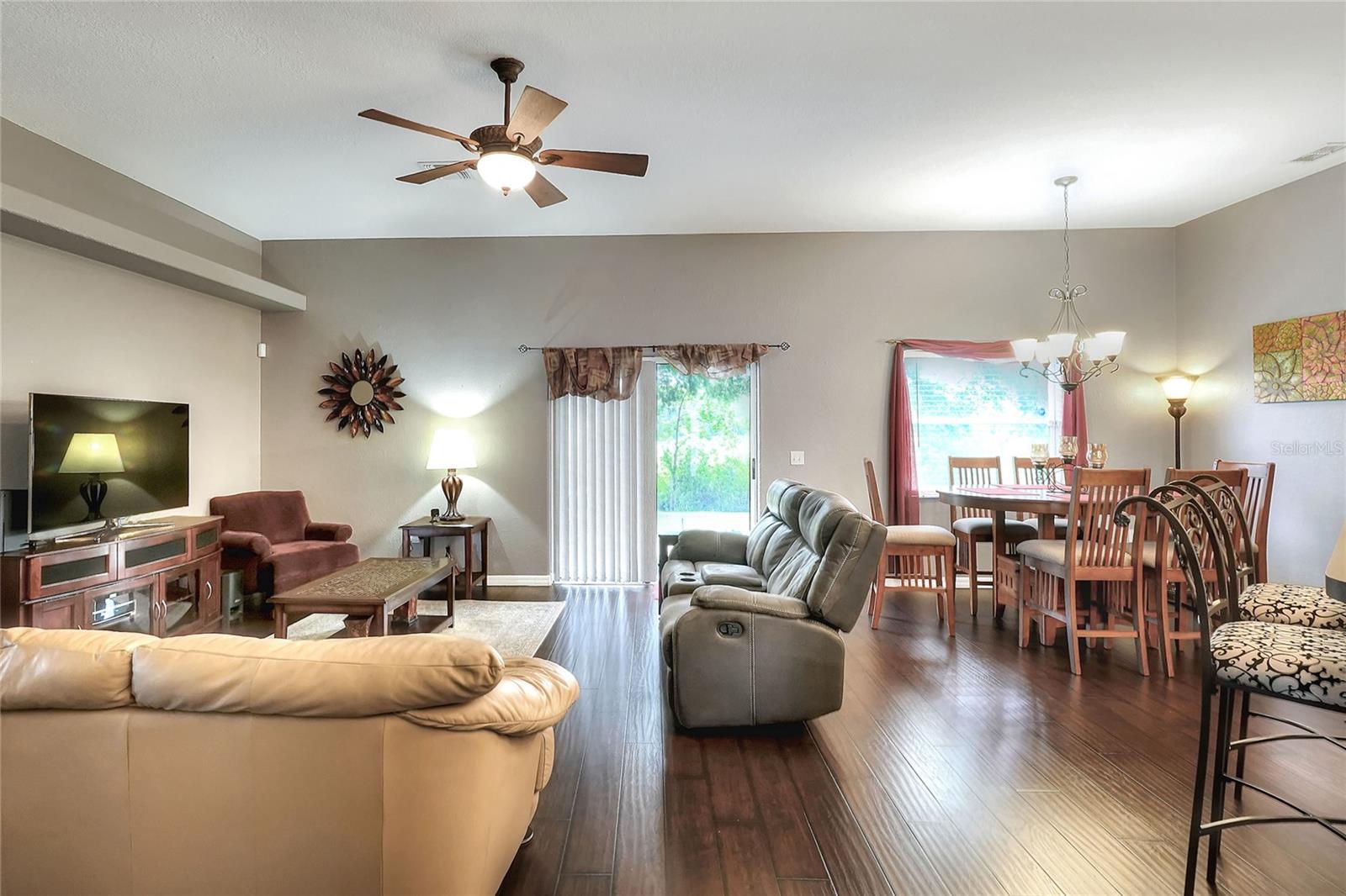 Image 10 of 47 For 1685 Kinsman Way