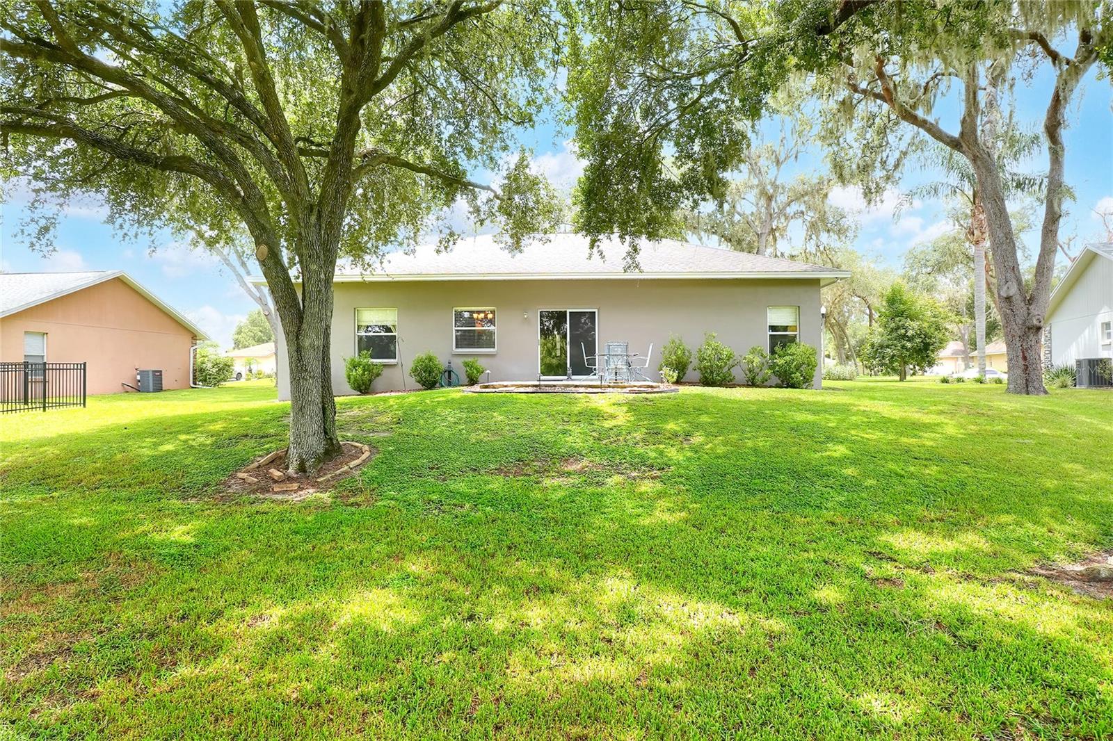 Image 35 of 47 For 1685 Kinsman Way